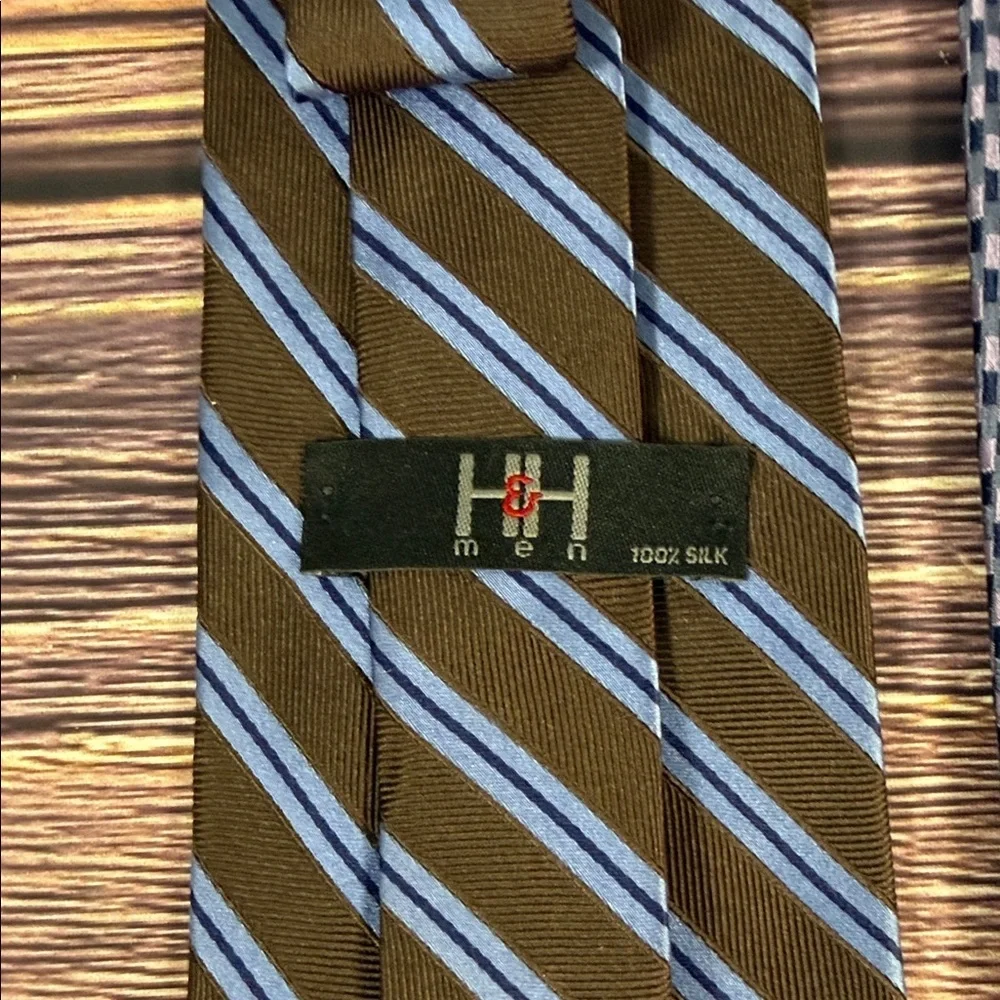 Crazy Horse and H&H Set of 2Mens Silk‎ ties Brown and Blue Tones